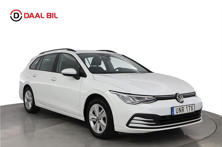 Bild 3 av Volkswagen Golf Sportscombi 1.5 eTSI 131HK COCKPIT P-SENS 3ZON ACC