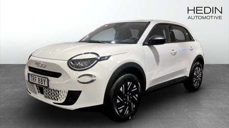 Fiat 600 Hybrid HEV POP 1.2 100 HK DCT6 FWD