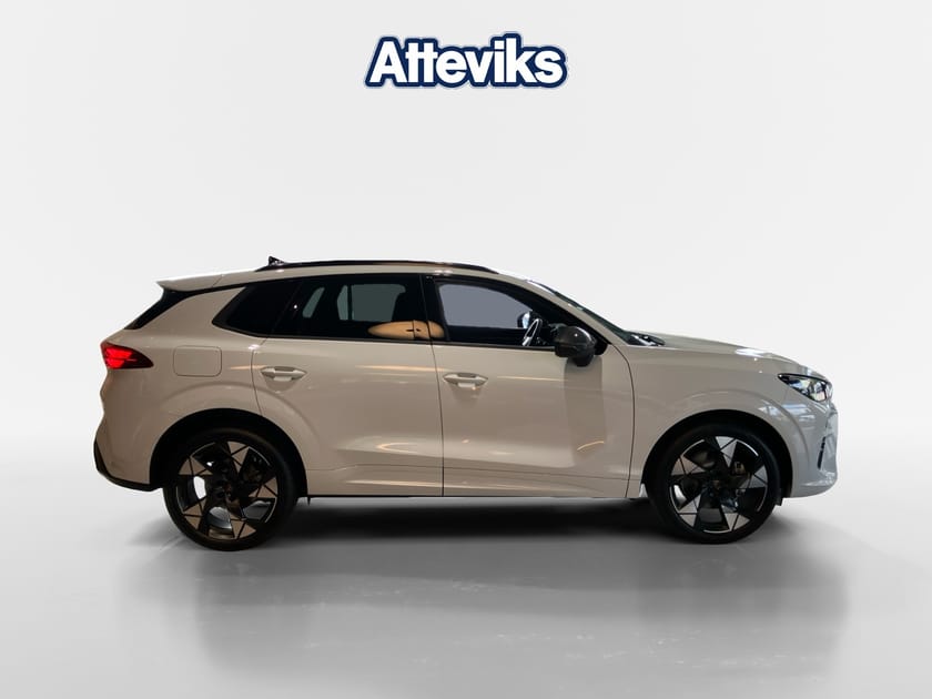 Bild 2 av CUPRA Terramar e-Hybrid 204hk *Ultimate Edition*12-mil