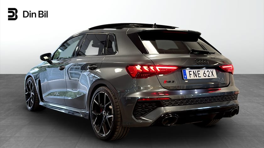 Bild 3 av Audi RS 3 Sportback 400HK S-tr RS-dynamik+ / Pano / Sonos / HUD / RS-a