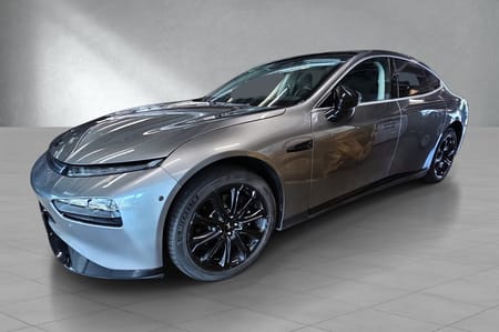 XPENG P7 High Performance AWD