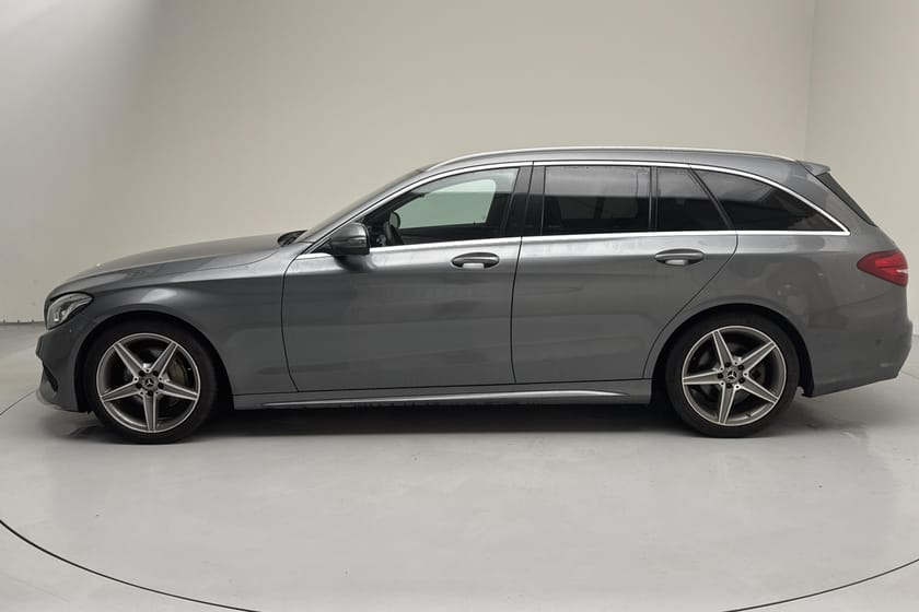 Bild 2 av Mercedes-Benz C 220 T d Kombi S205 (170hk) AMG-Line