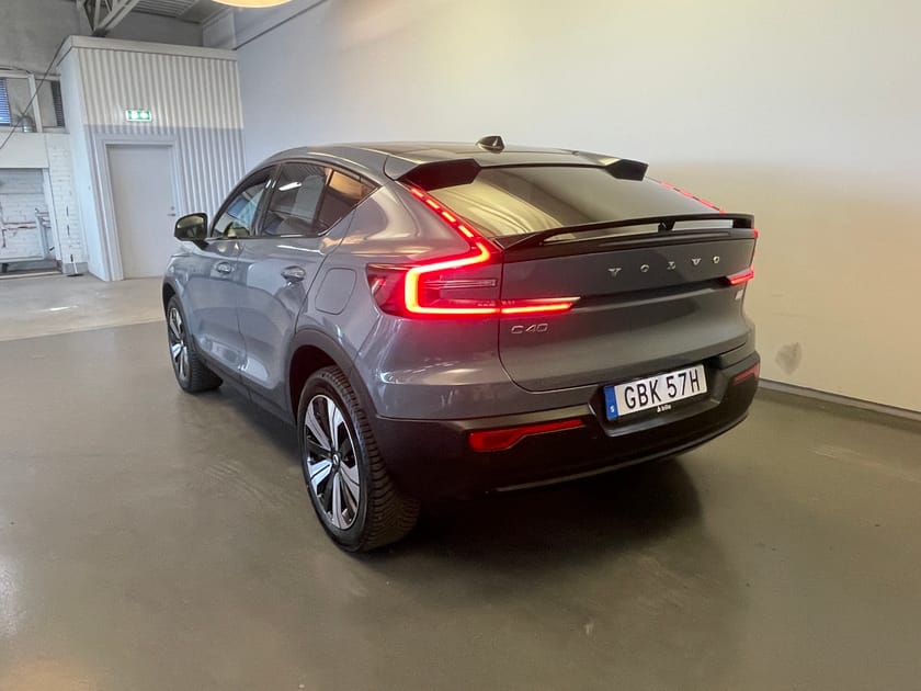 Bild 3 av Volvo C40 Recharge Core/ Navigation/ Bakkamera/ Panoramatak/ 10.000 kr tillbehör/
