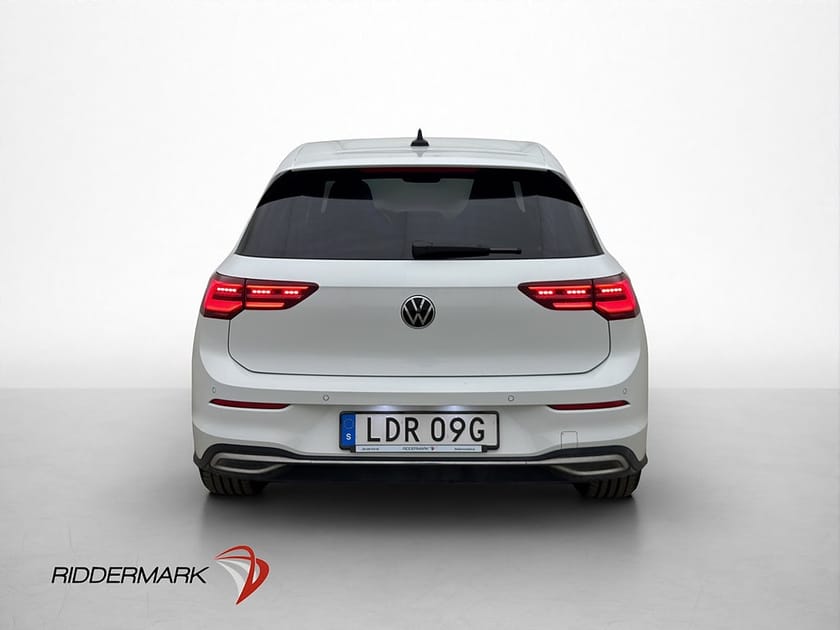 Bild 4 av Volkswagen Golf GTE 245hk Plug-in CarPlay Cockpit IQ-Drive