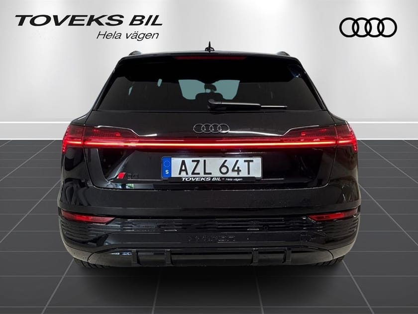 Bild 4 av Audi Q8 55 e-tron quattro quattro, 408hk, 2024