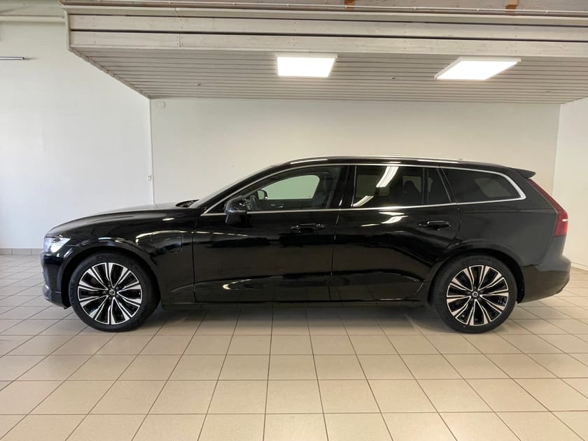 Bild 2 av Volvo V60 Recharge T6 Core Bright Nav Backkamera