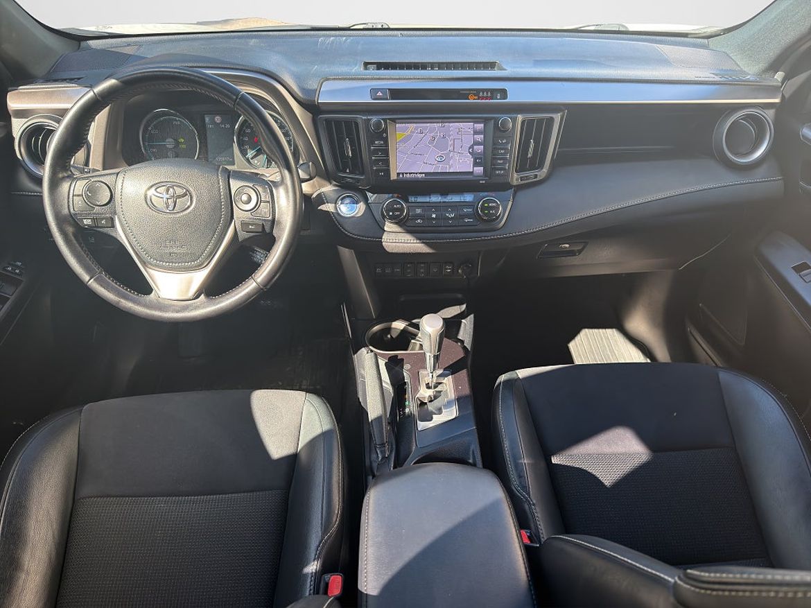 Toyota RAV4 Hybrid, bild 11 av 17