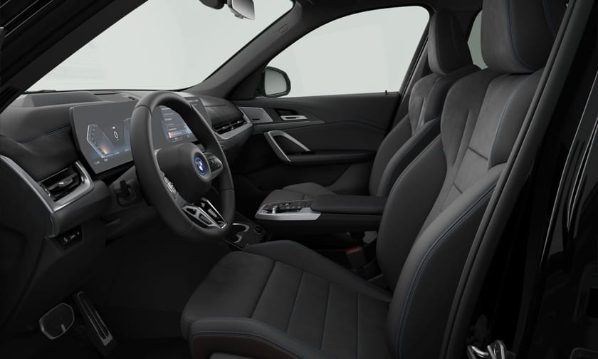 Bilde 2 av BMW iX1 xDrive30 Fully Charged M-Sport Krok Pano ACC H/K HUD
