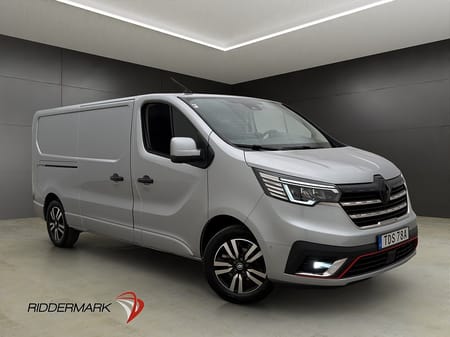 Renault Trafic Skåpbil Racing Spirit L2 Värmare Dragkrok Kamera Moms