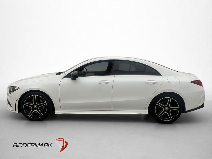 Bild 2 av Mercedes-Benz CLA 220 4MATIC Coupé 4M AMG Line Wide Kamera Navi