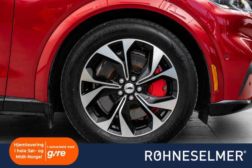Bilde 4 av Ford Mustang Mach-E Long Range AWD Lav km