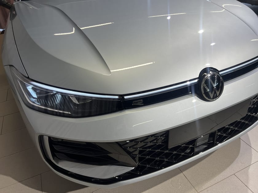 Bild 3 av Volkswagen Passat Variant eHybrid