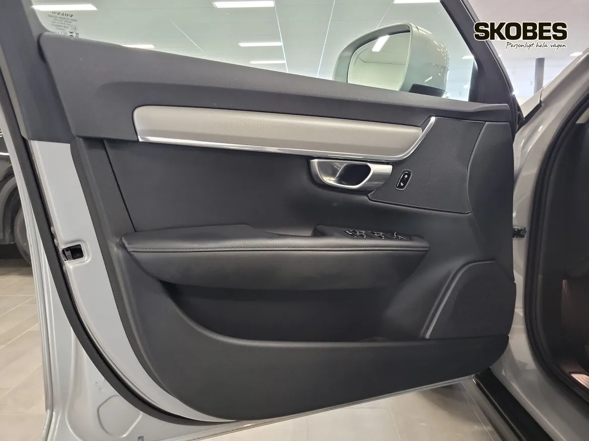 Volvo V90 Cross Country