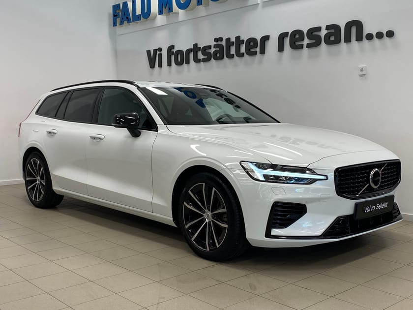 Bild 1 av Volvo V60 T6 Plus Dark Edition