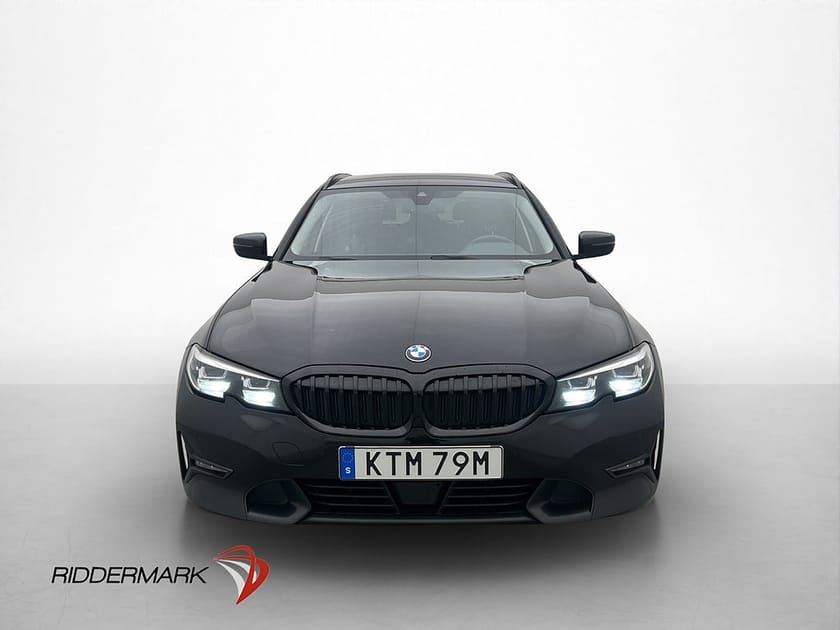 Bild 2 av BMW 330e Touring 292hk Sport line Drag Cockpit Navi Sensor