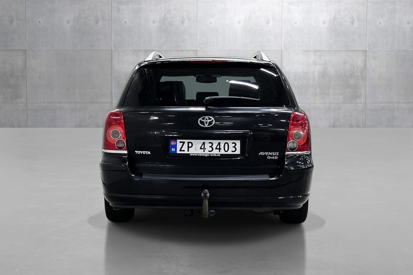 Bilde 4 av Toyota Avensis Stasjonsvogn NB, selges med div feil, les tilstandsrapport.