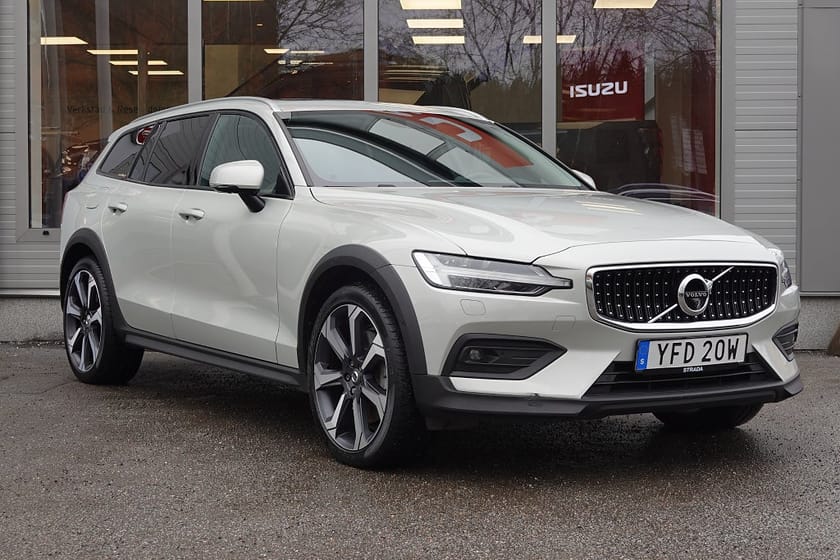Bild 2 av Volvo V60 Cross Country B4  | AWD  | 360kamera  | Bowers & Wilkins |PANO SE UTR