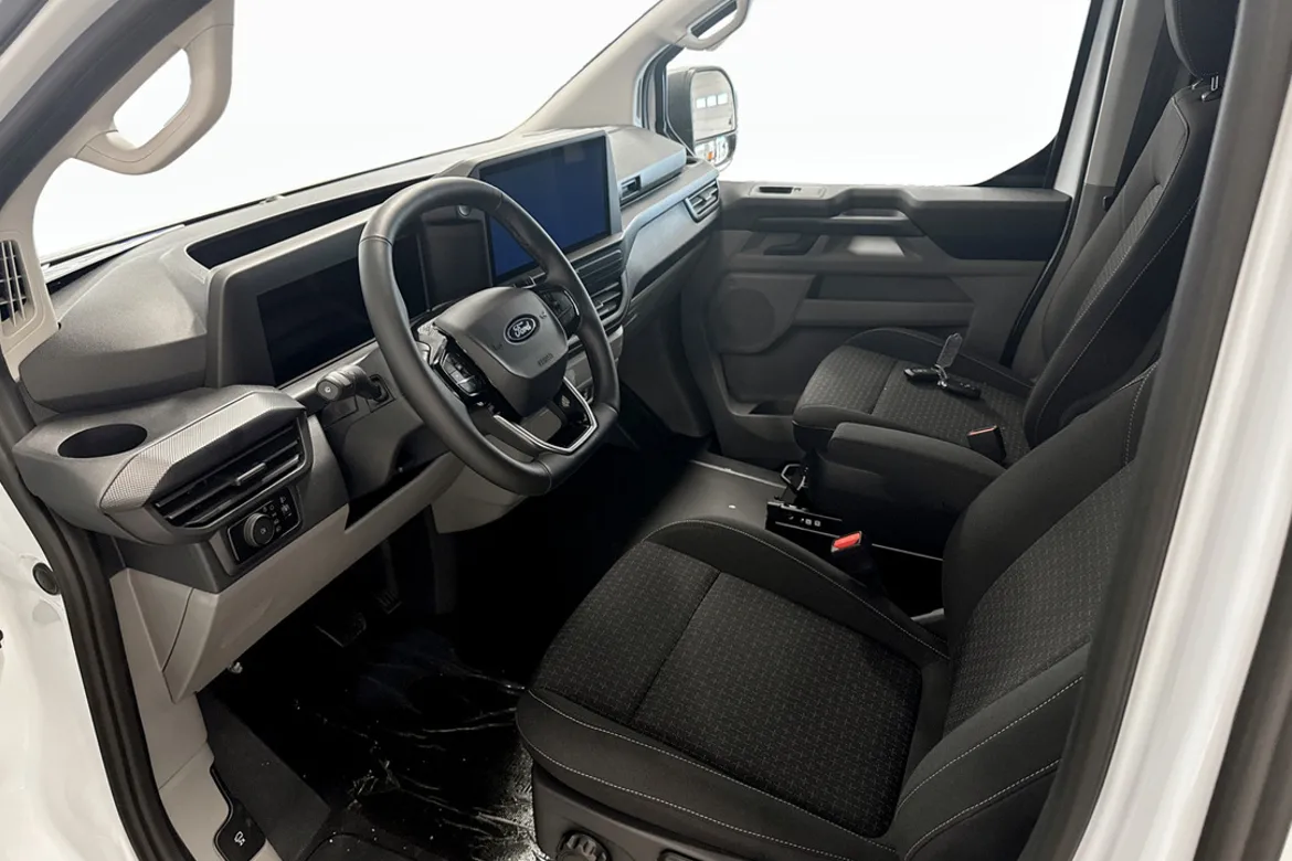 Ford E-Transit Custom 320