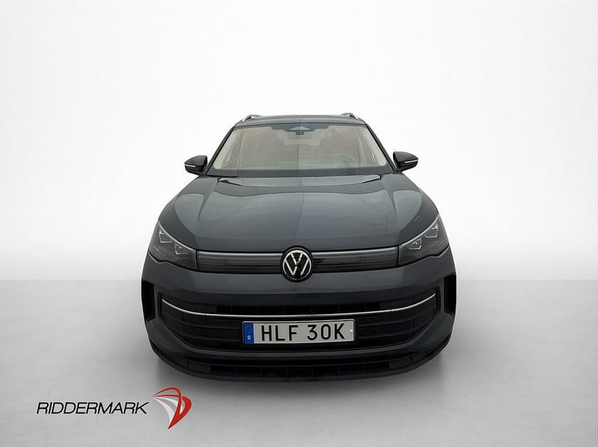 Bild 2 av Volkswagen Tiguan 1.5 eTSI 150hk Cockpit Kamera CarPlay MOMS