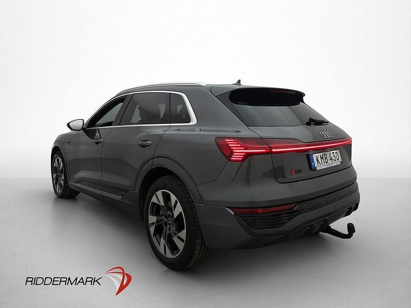 Bild 5 av Audi Q8 55 e-tron quattro Q S-Line Pano B&O 360° Drag Skinn Luftfjäd