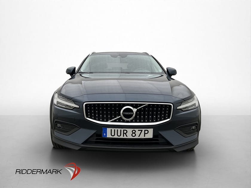 Bild 2 av Volvo V60 Cross Country B4 AWD Adv Pro Värm Kamera Navi