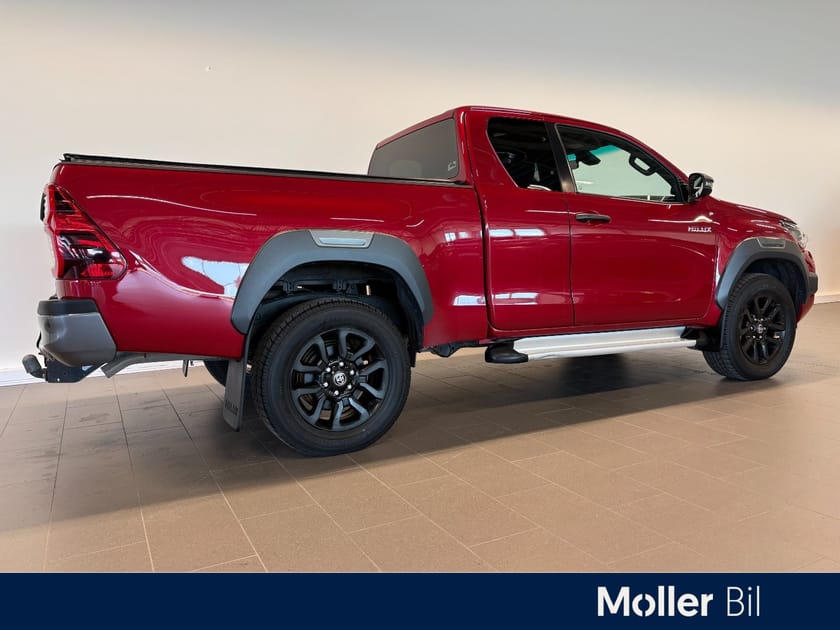 Bilde 3 av Toyota Hilux Extra Cab 2,8 204hk X-Cab 4WD SR aut