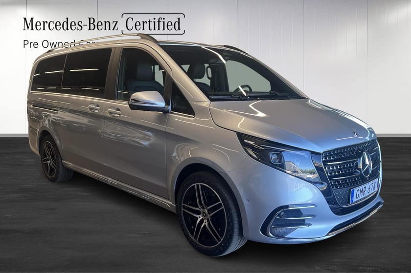 Bild 2 av Mercedes-Benz V 300d 4MATIC 3.2t AMG, 7-sits, drag, backkamera, vihjul, kupevärmare m tidur, burmester