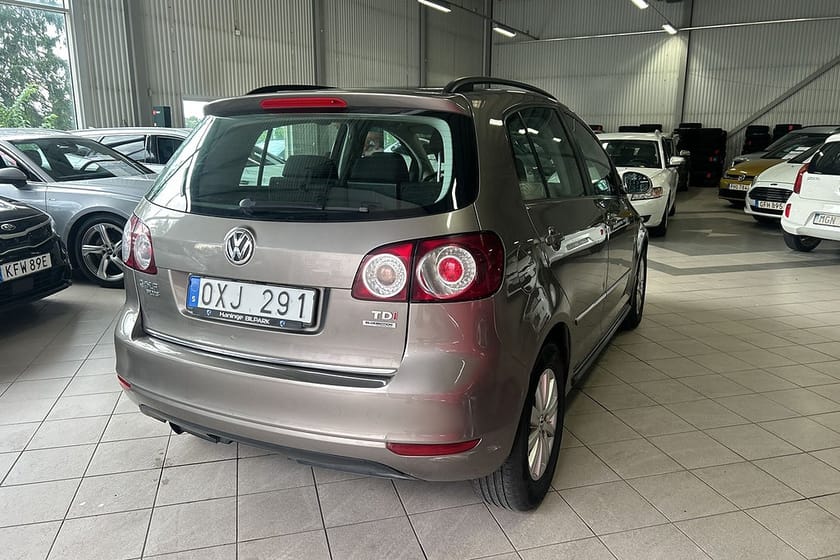 Bild 5 av Volkswagen Golf Plus 1.6 TDI MASTERS SUPERDEAL 3.95% / B-KAM / AUTOMAT