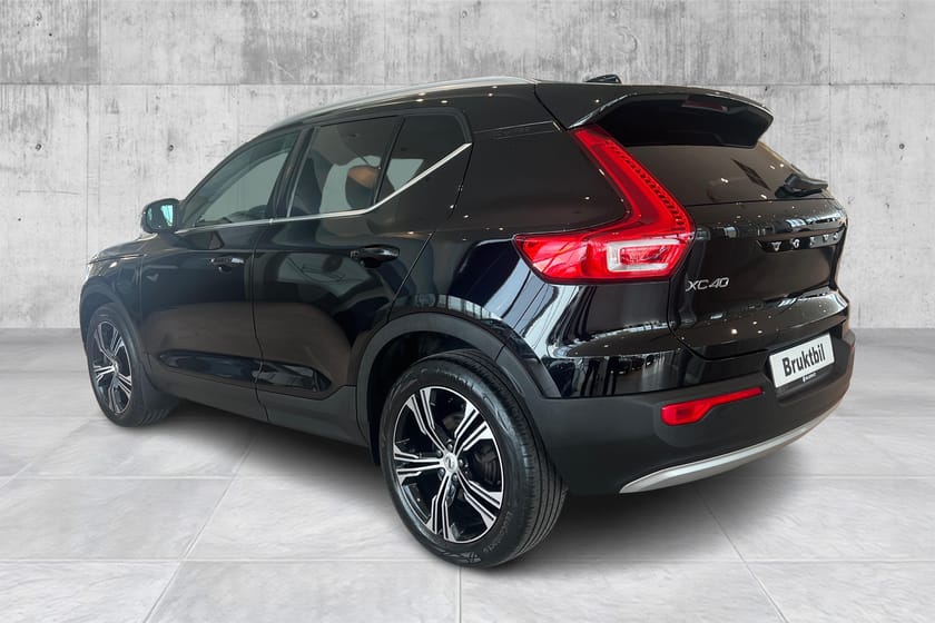 Bilde 3 av Volvo XC40 T5 Inscription *H.Feste*VOC*ACC*Kamera*Varmer*Pano*360