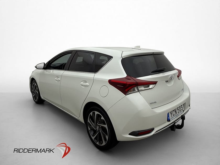 Bild 2 av Toyota Auris 1.2 116hk Active Plus B-Kamera Drag Farthållare
