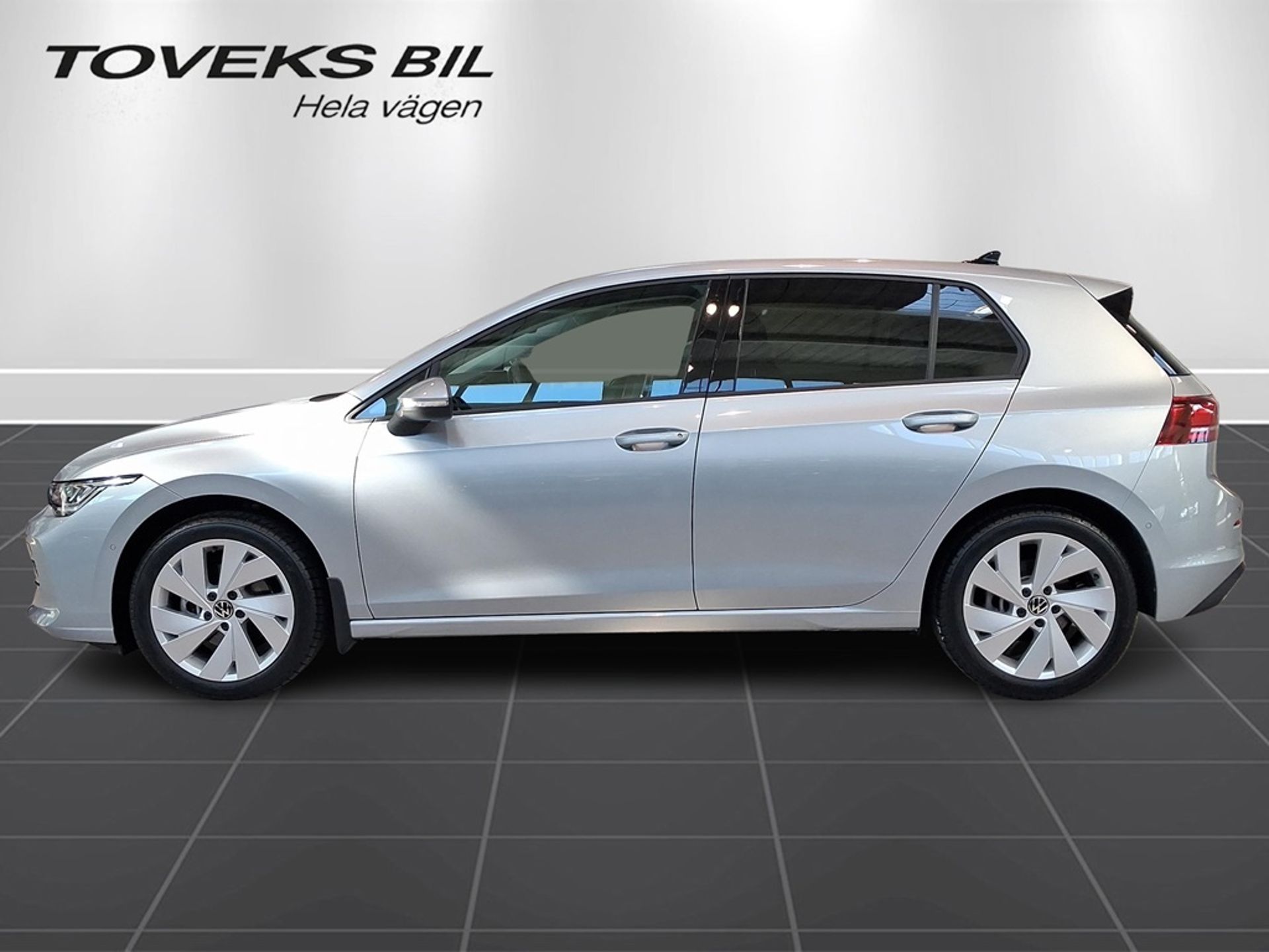 Volkswagen Golf 1.5 eTSI ACT OPF 2025, bild 2/10