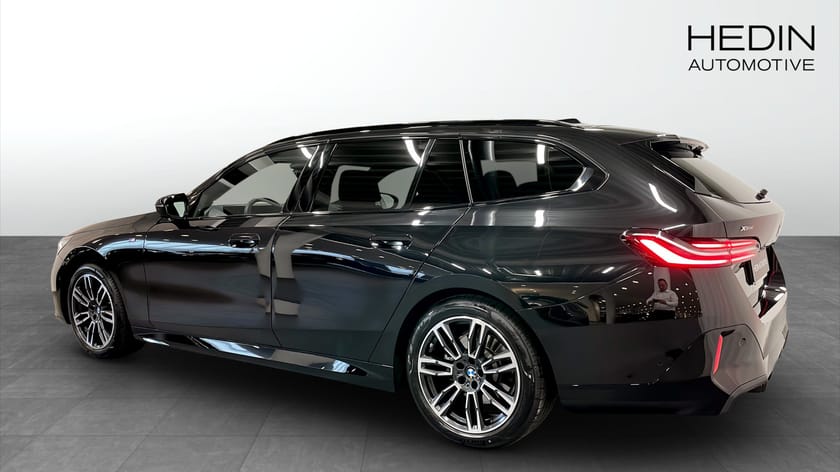 Bild 2 av BMW 520d xDrive Touring M Sport Active Edt Dragkrok Värmare H/K