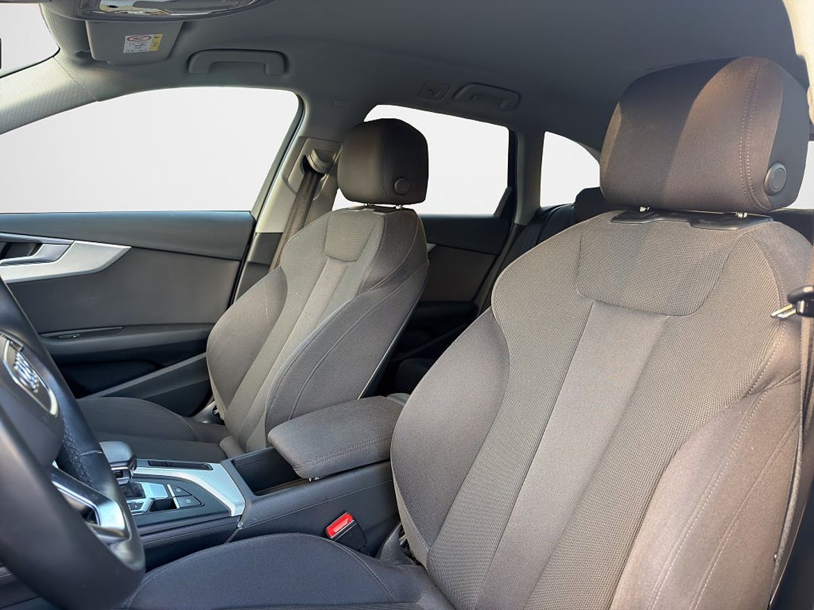 Audi A4 allroad quattro 40 TDI, bild 12 av 19