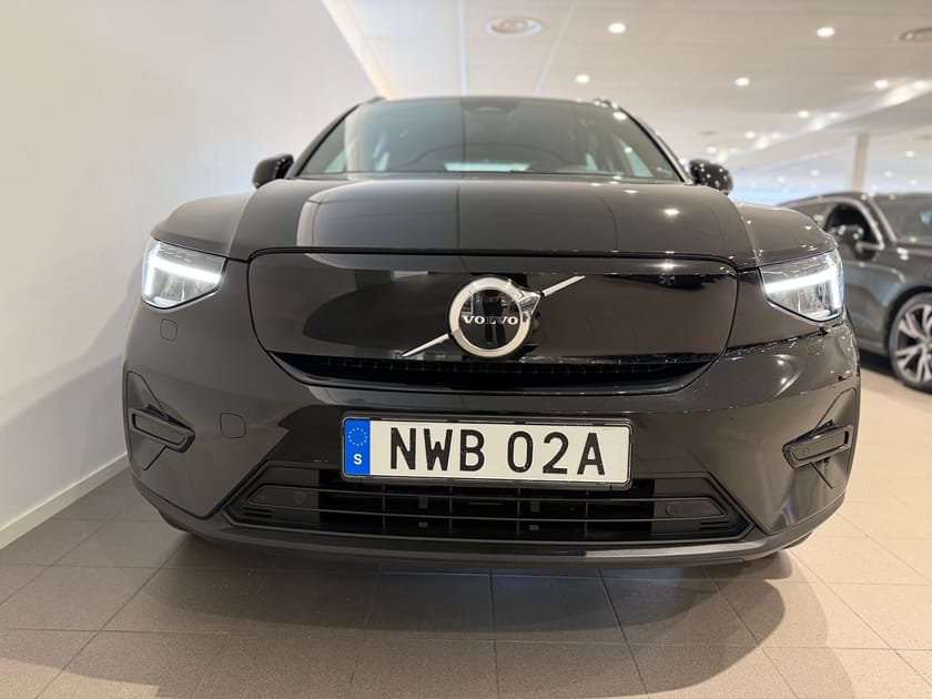 Bild 2 av Volvo XC40 Recharge Core / Backkamera / Navigation / 10 000kr tillbehör /