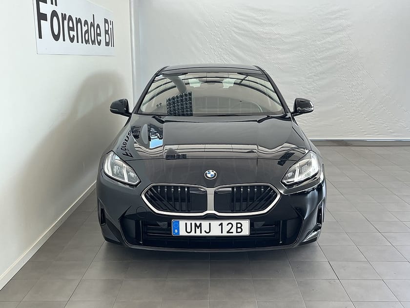 Bild 2 av BMW 120 PRIVATLEASING fr. 3.295 kr/mån Auto 17" Park Assist