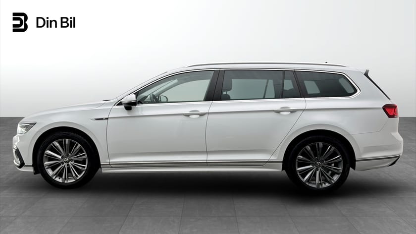 Bild 2 av Volkswagen Passat Sportscombi TDI200 DSG 4M R-Line/Exe/P-värmare