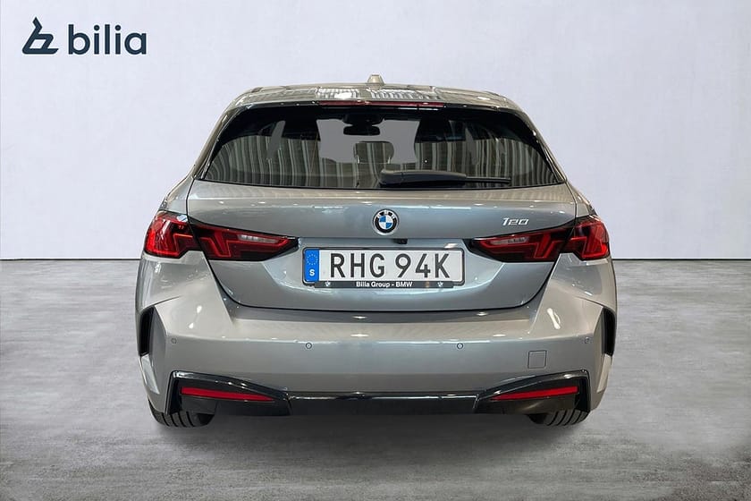 Bild 4 av BMW 120 | Farthållare | Backkamera | 17"