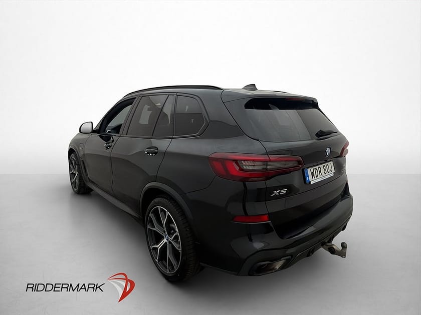 Bild 4 av BMW X5 xDrive45e iPerformance M-Sport Pano H/K HUD 360° Luftfjädring MOMS