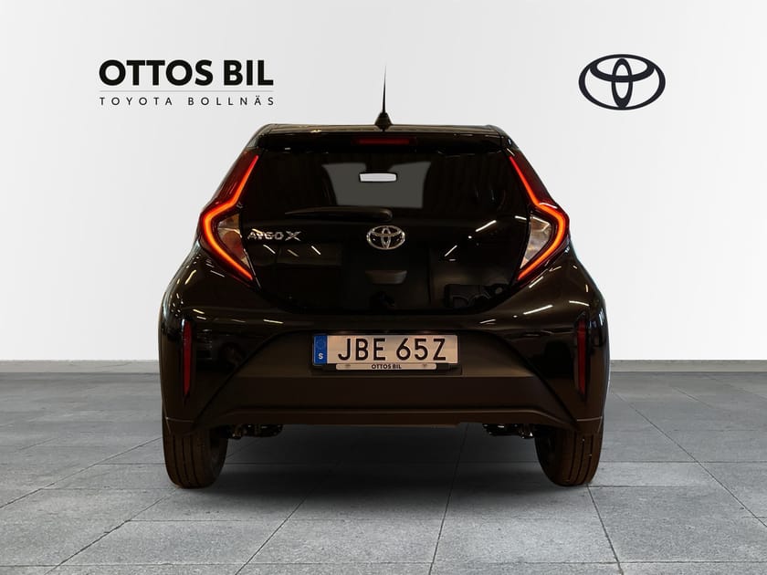 Bild 5 av Toyota Aygo X 1.0 VVT-i Manuell, 72hk - Play Comfort & Style Pack / V-hjul, MoK