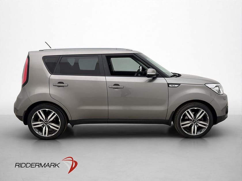 Bild 3 av Kia Soul 1.6 GDI 132hk Värm Kamera Navi Rattvärme 1-Brukare