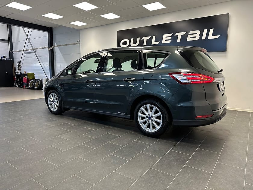 Bild 4 av Ford S-Max 2.0 TDCi Powershift Business 7-sits Navigation