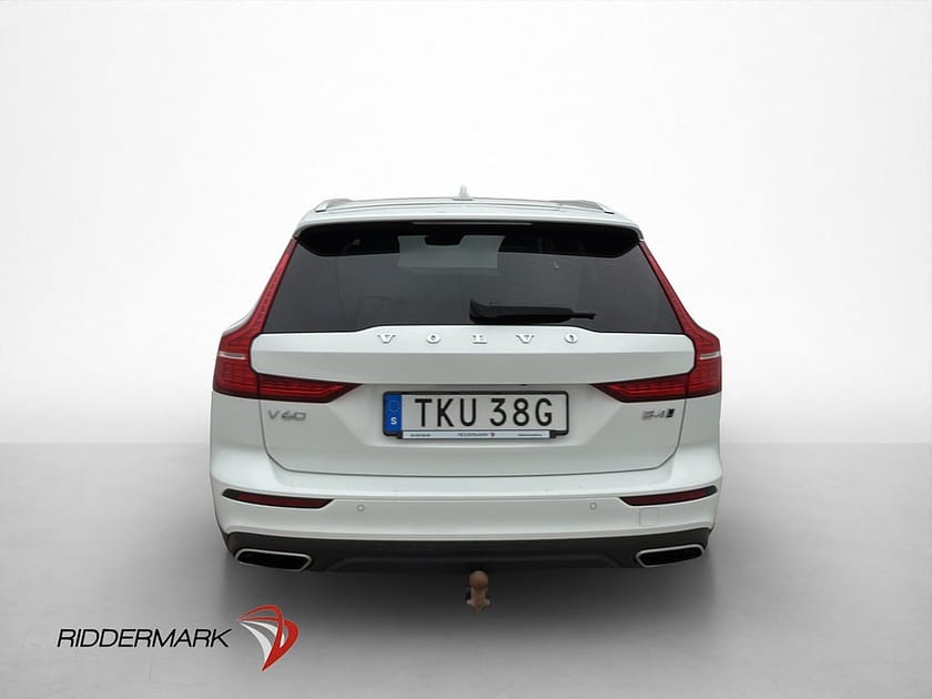 Bild 5 av Volvo V60 Cross Country B4 AWD Momentum VOC Pano H/K Kamera