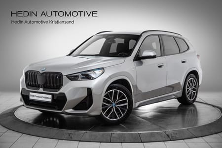 BMW iX1 xDrive30 Fully Charged (K)