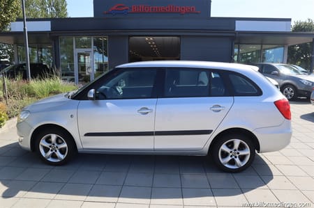Škoda Fabia Kombi COMBI 1.2 8V TSI  105hk AC Lågt miltal