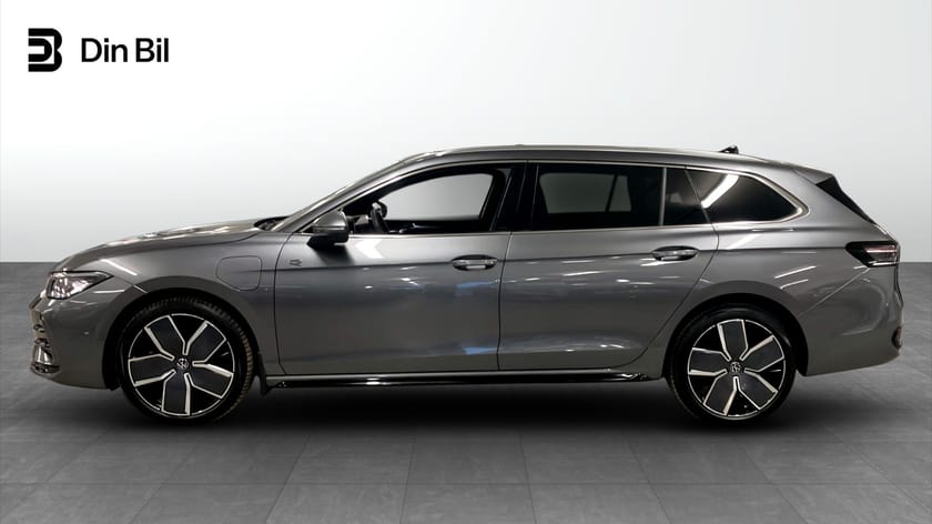 Bild 2 av Volkswagen Passat Variant eHybrid R-LINE 1.5 TSI 272hk