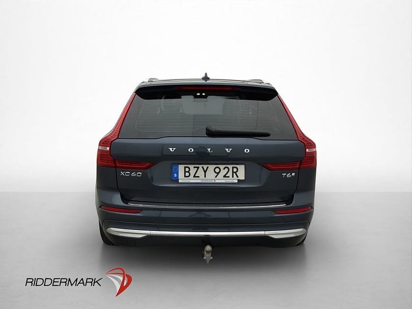 Bild 3 av Volvo XC60 T6 Plug-In Hybrid AWD 250hk Pano Kamera Drag Navi
