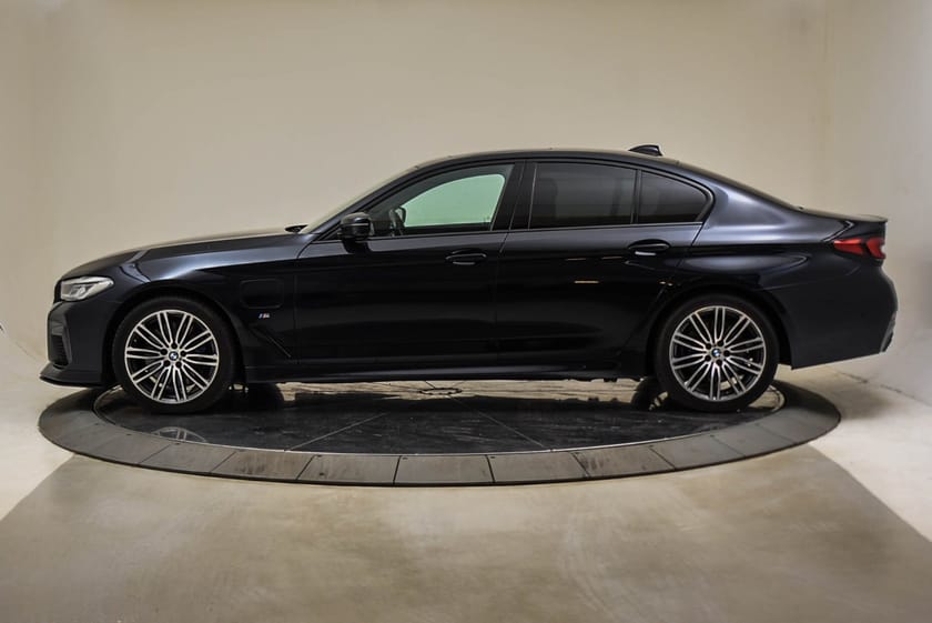 Bilde 2 av BMW 545e xDrive Sedan eDrive M Sport (K)