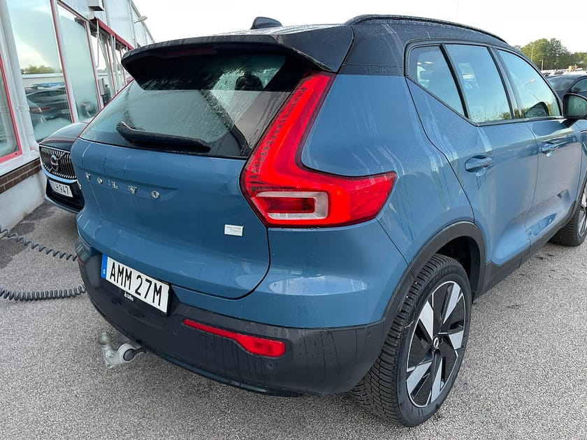 Bild 3 av Volvo XC40 Recharge Twin Ultimate Dark 408HK 4x4 Elbil