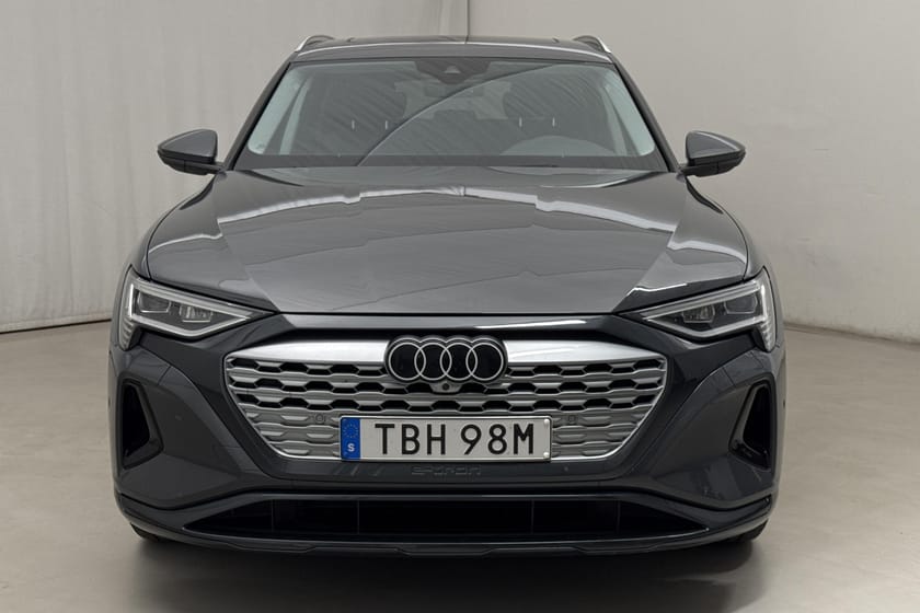 Bild 5 av Audi Q8 50 e-tron quattro (340hk) Assistanspaket Tour