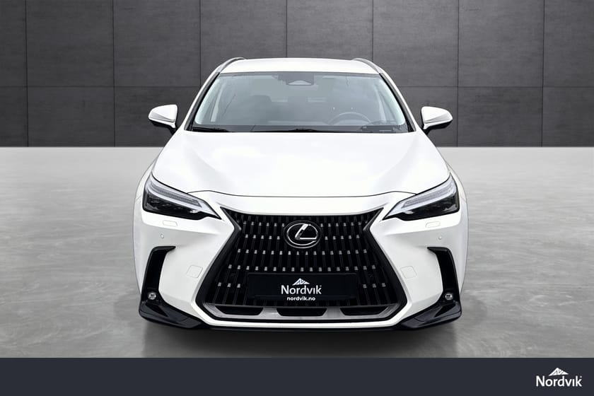 Bilde 2 av Lexus NX 450h+ Executive tech - Plug in  - Rentekampanje